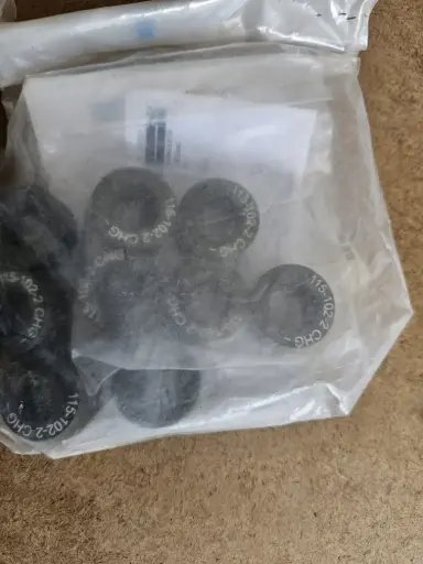 [115-102-2] 115-102-2 INSULATOR PISTON